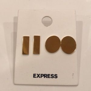 2 pairs of gold Express earrings
